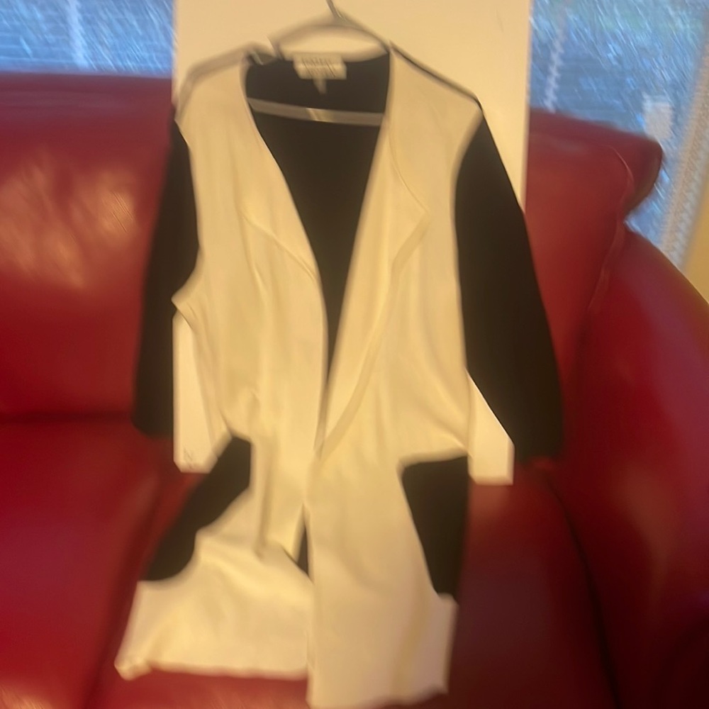 Sweater coat , black and white , Size 1x, worn once , like new, Kasper brand .